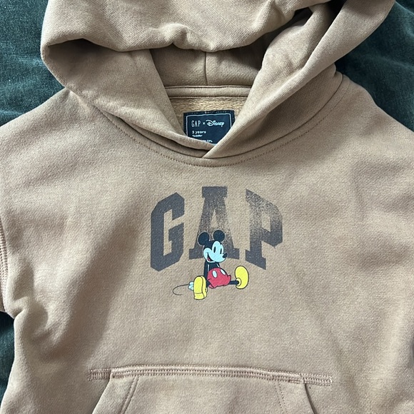 GAP x Disney Mickey Mouse fleece lined Pullover hoody NWOT - Picture 2 of 4